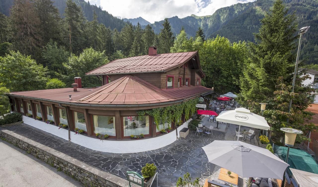 Gasthof Restaurant Waldcafe Mayrhofen Exterior foto